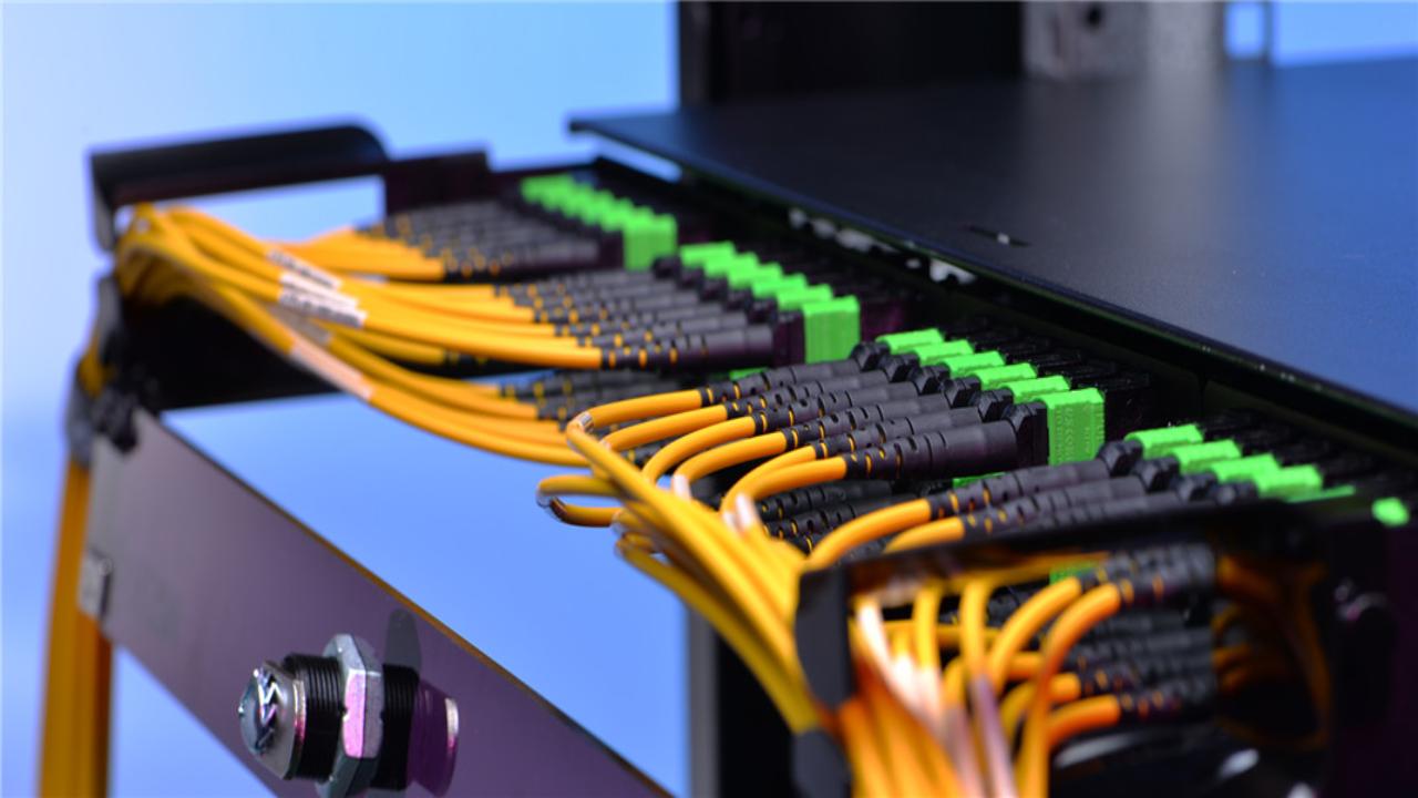 Maximizing Performance in Industrial Systems with MPO Trunk Cable Solutions