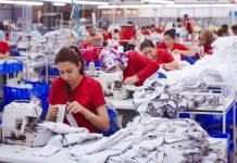 Why Should You Work With A Clothing Manufacturer